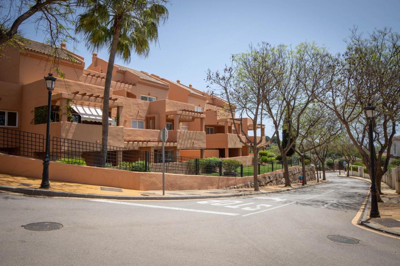 Апартаменты 2.Penthouse Marbella Beach Golf Экстерьер фото